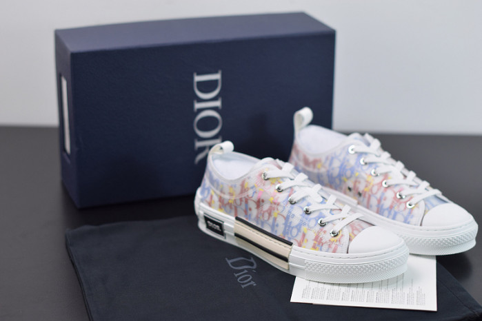 d10r b23 oblique low top sneaker