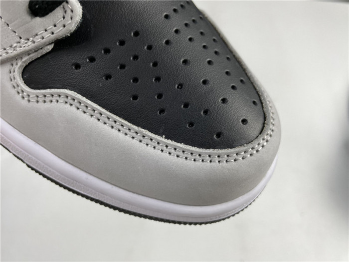 air jordan 1 retro high black white light smoke grey 555088-035