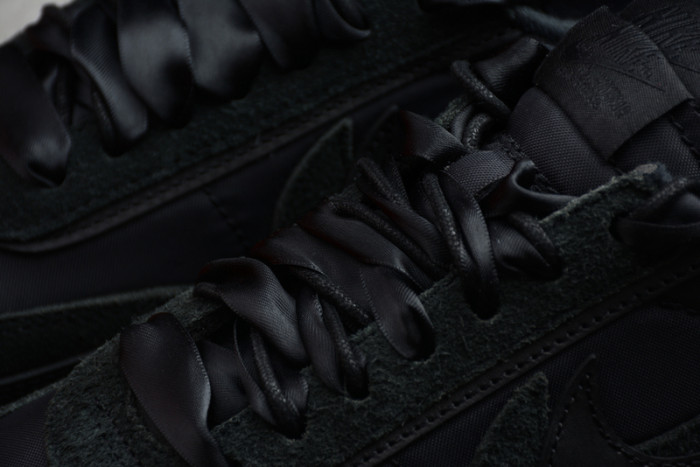 sacai x nike l0vtd waffle daybreak black white bv0073-002