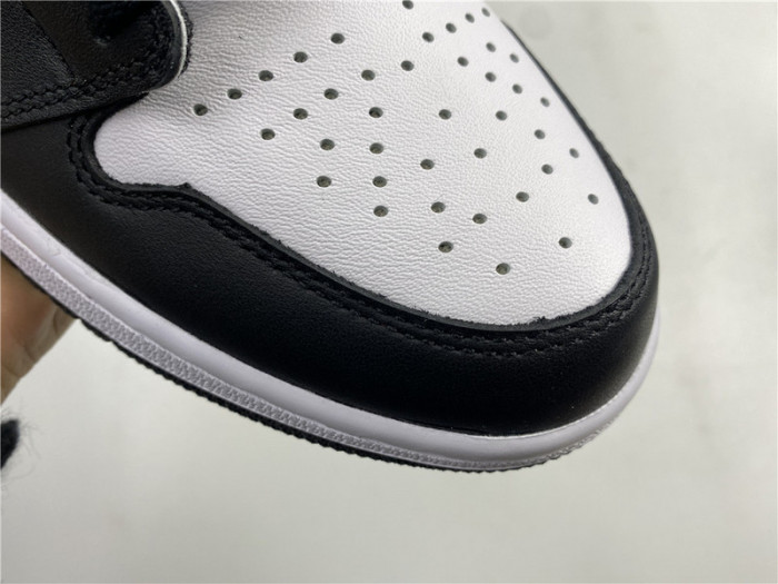 air jordan 1 retro black white (2014) 555088-010