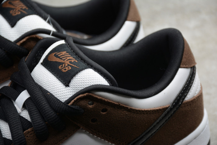nike sb dunk low white black trail end brown 304292-102