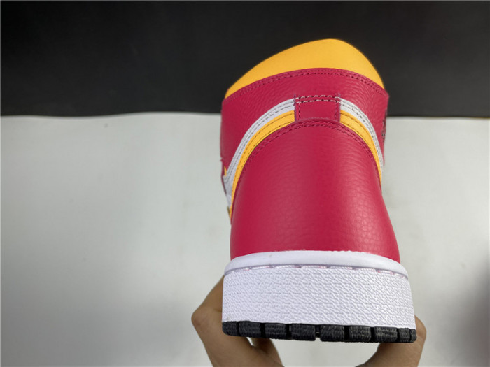 air jordan 1 retro high og light fusion red 555088-603