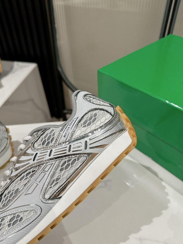 Bo*te*ga ve*ne*ta  sneakers