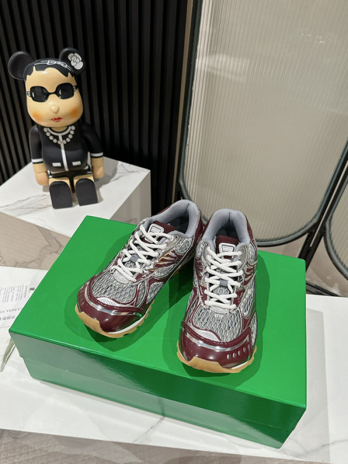 Bo*te*ga ve*ne*ta  sneakers