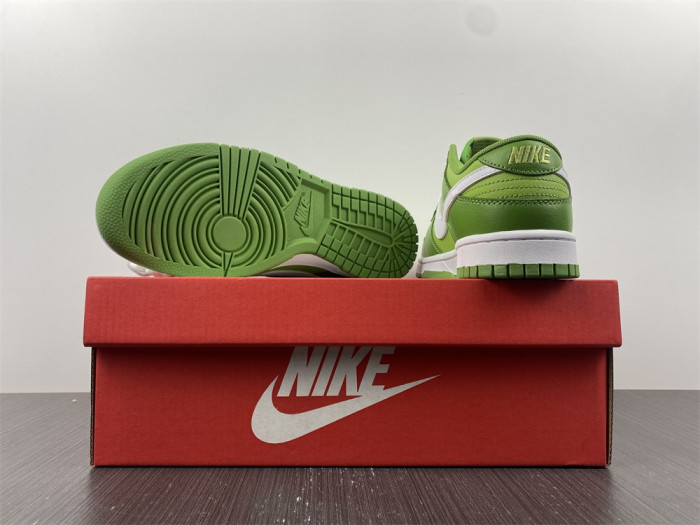 nike dunk low green white dj6188-300