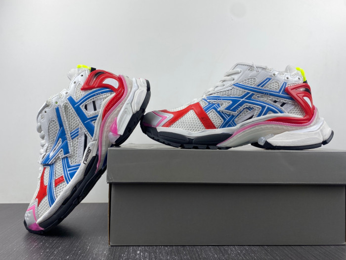 Ba*len*cia*ga -runner