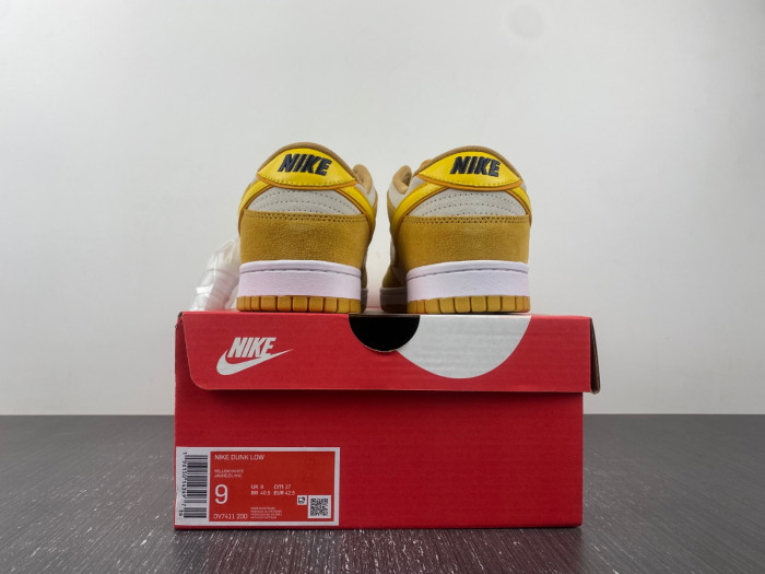 nike dunk low gold suede dv7411-200