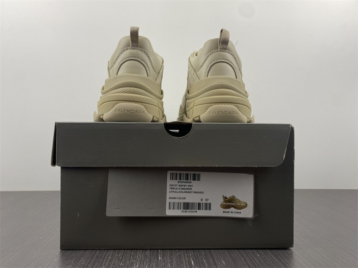 blcg sneaker triple.s.