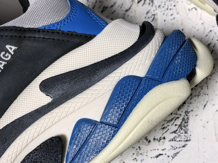 blcg sneaker triple.s.gomma  536737 w09oh 1007