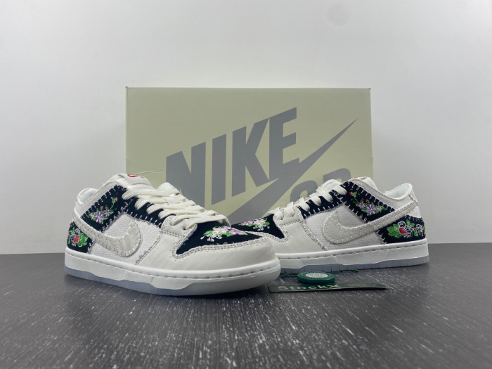 dunk low decon sb 