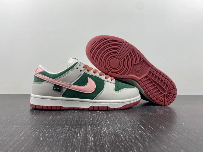 wmns dunk low se 