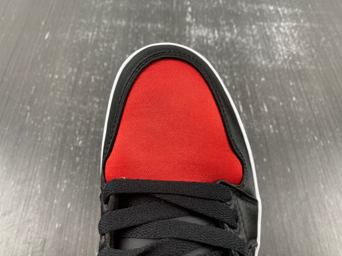 air jordan 1 low og wmns “satin bred " fd4810-061