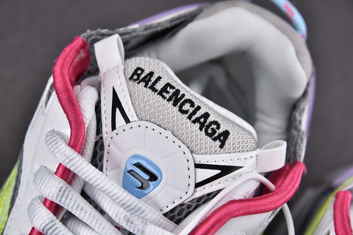 Ba*len*cia*ga -runner