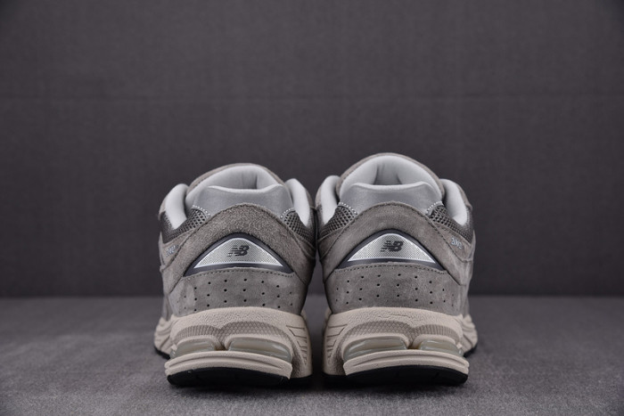 new balance 2002r marblehead light aluminum ml2002rc