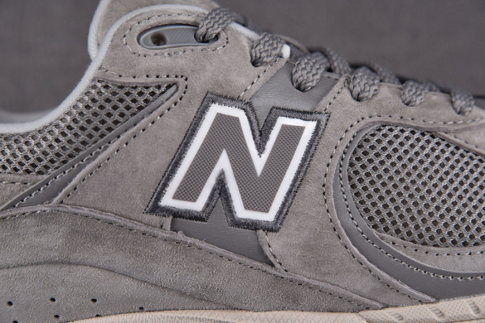 new balance 2002r marblehead light aluminum ml2002rc