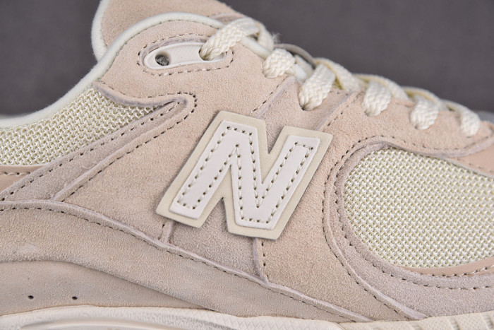new balance 2002r‘calm taupe’ m2002rcc