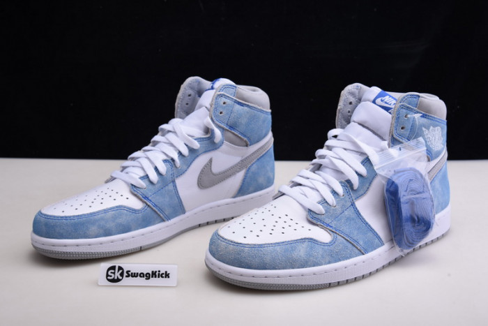 air jordan 1 retro high og hyper royal  555088-402