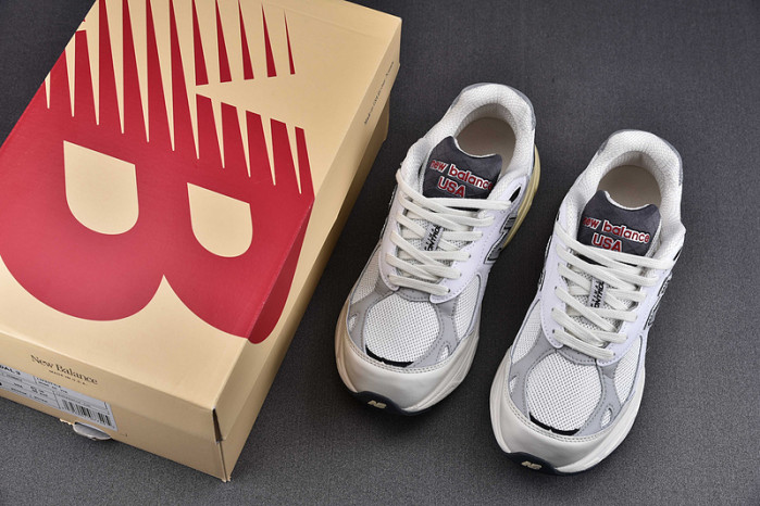 new balance 990 v3“teddy made” m990al3