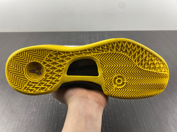 nike kobe 8 easter 555035--302