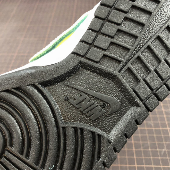 nike sb dunk low Di*m*nd s*pply co canary Di*m*nd (friends and family)  bv1310-700