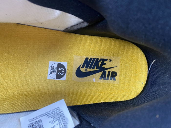 air jordan 1 high og "yellow toe" 555088-711