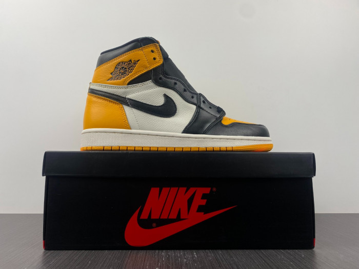 air jordan 1 high og "yellow toe" 555088-711