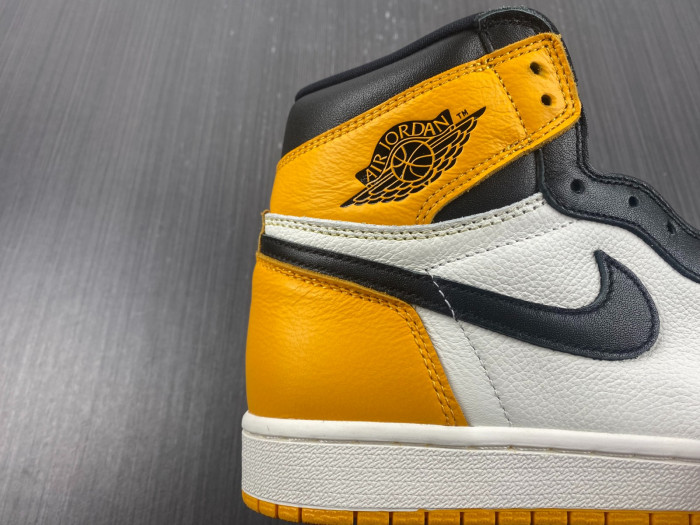 air jordan 1 high og "yellow toe" 555088-711