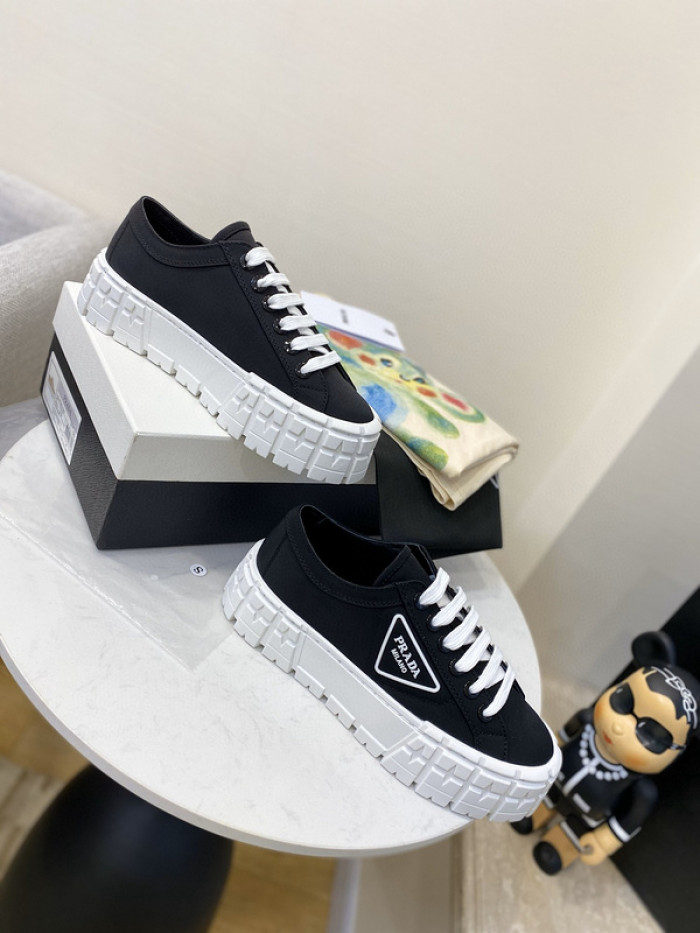 prad sneakers