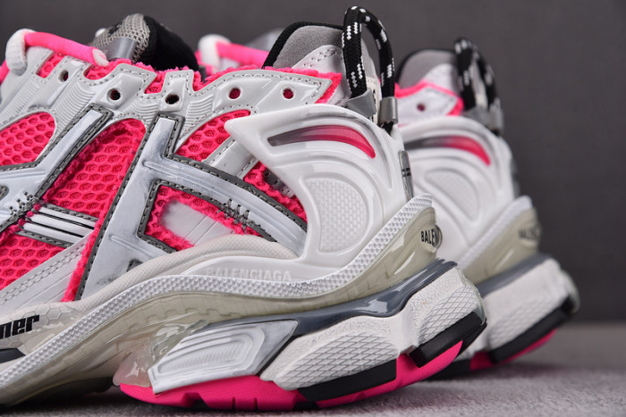 Ba*len*cia*ga -runner