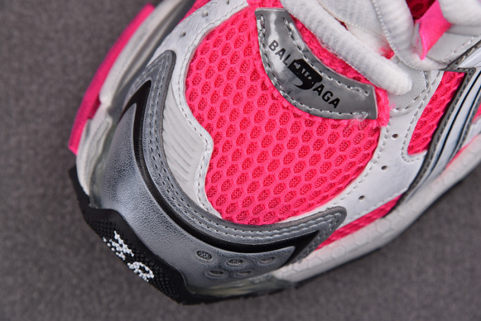 Ba*len*cia*ga -runner