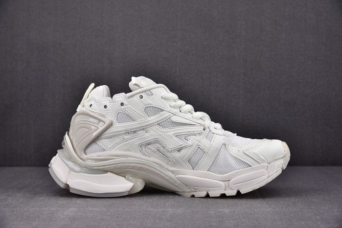 Ba*len*cia*ga -runner