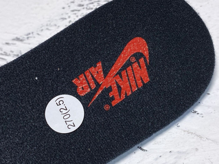 air jordan 1 black satin gym red 555088-060