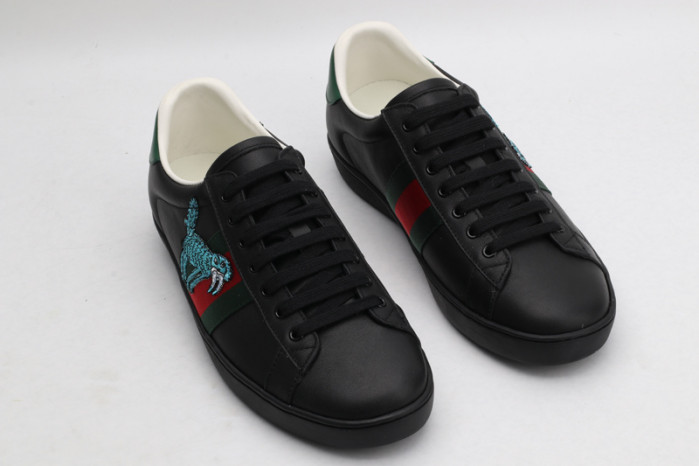 G*u*i ace embroidered low-top sneaker