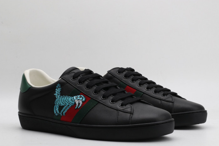 G*u*i ace embroidered low-top sneaker