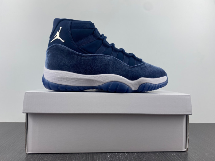 air jordan 11 velvet wmns “midnight navy” ar0715-441