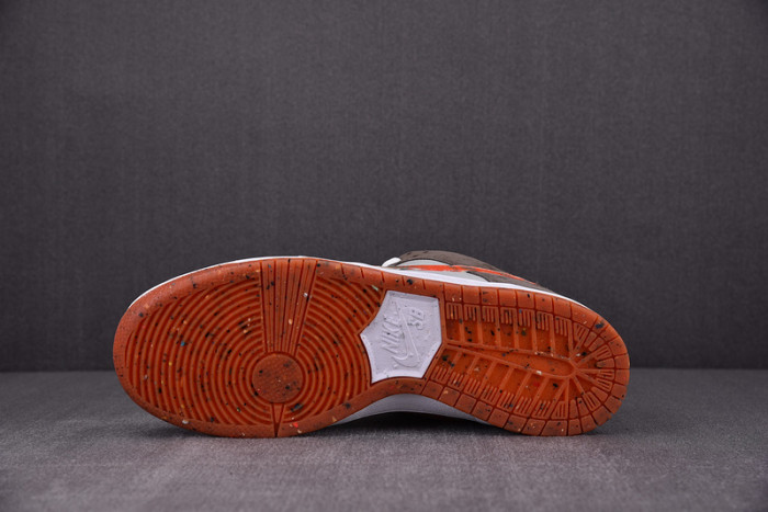 crushed dc nike sb dunk low dh7782-001