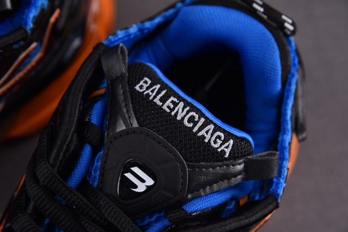 Ba*len*cia*ga -runner