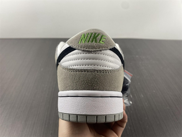 nike sb dunk low chlorophyll - bq6817-011