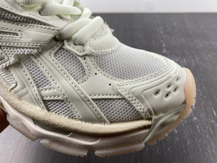 Ba*len*cia*ga -runner