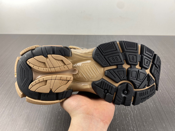 Ba*len*cia*ga -runner