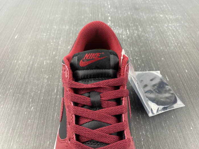 nike dunk low next nature dark red black dn1431-002