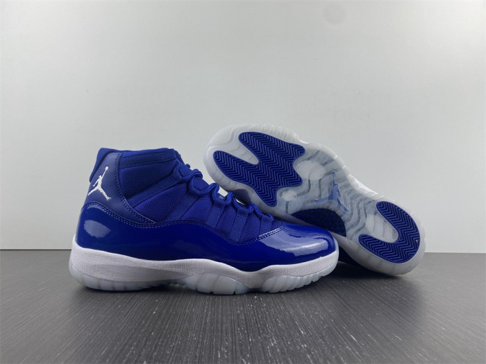 air jordan 11 high bright royal blue  at7802-115