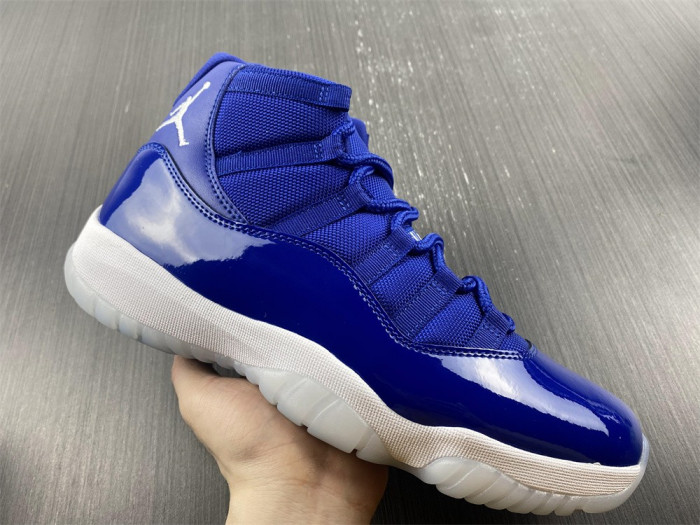 air jordan 11 high bright royal blue  at7802-115