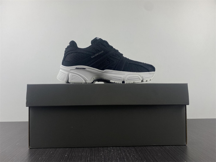 Ba*len*cia*ga -phantom sneakers