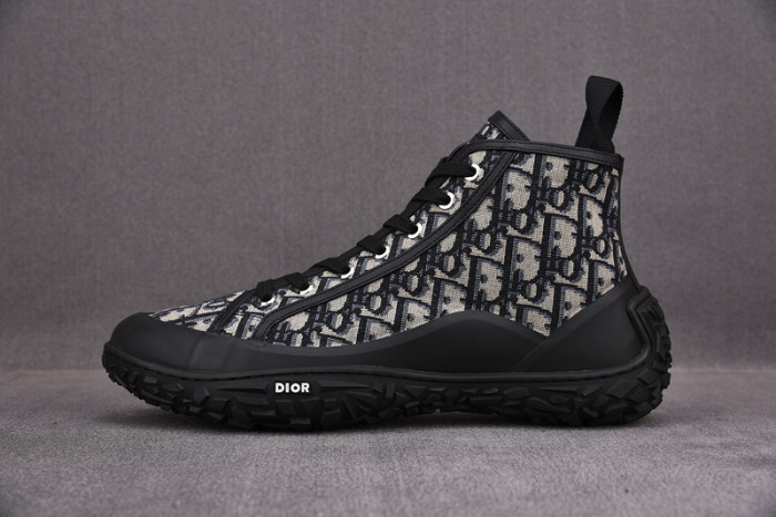 d10r b28  oblique high top sneaker