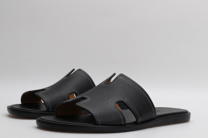 herm*s  slippers