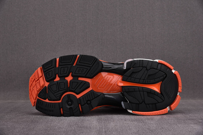 Ba*len*cia*ga -runner