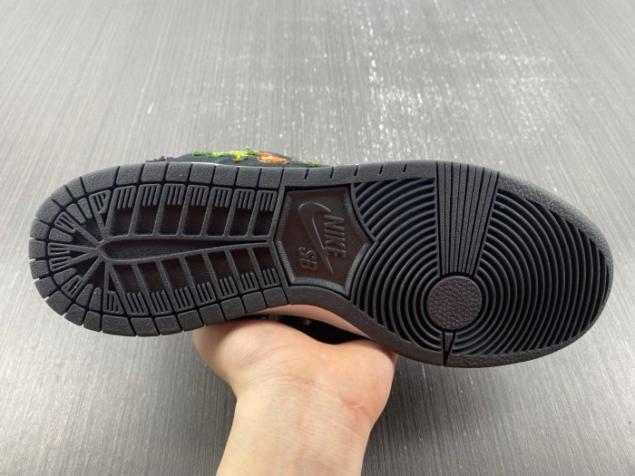 nike sb dunk low neckF**e - dq4488-001