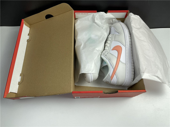 nike dunk low gs tropical twist cw1590-101