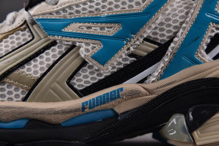 Ba*len*cia*ga -runner